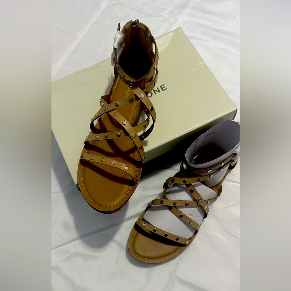 Womon sandals size 11